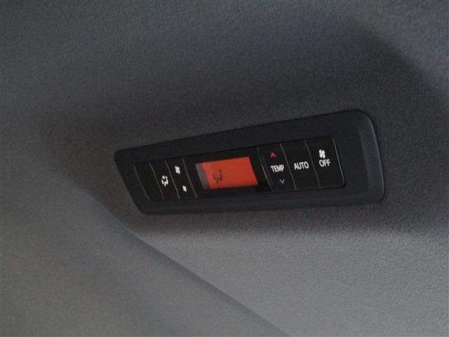Toyota VOXY 2020-11 2356-19