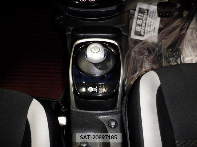 Nissan NOTE 2018-08 247997-13