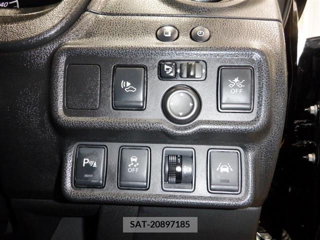 Nissan NOTE 2018-08 247997-14
