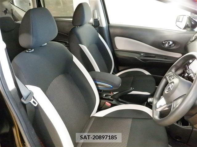 Nissan NOTE 2018-08 247997-5