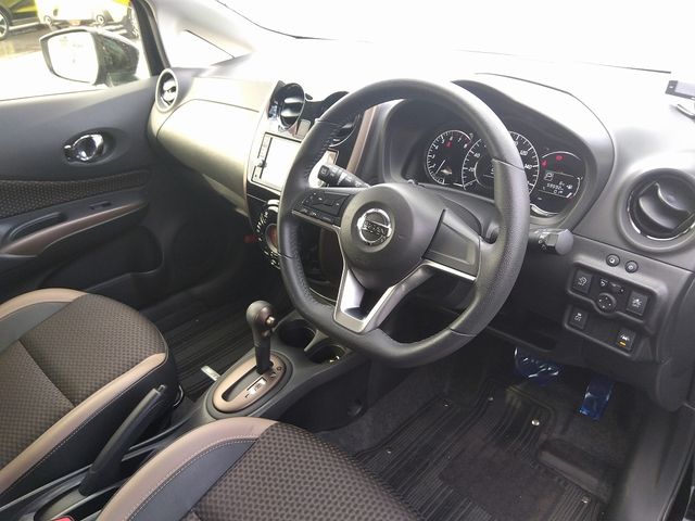 Nissan NOTE 2017-02 189209-16