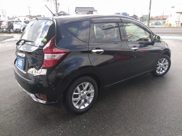 Nissan NOTE 2017-02 189209-1