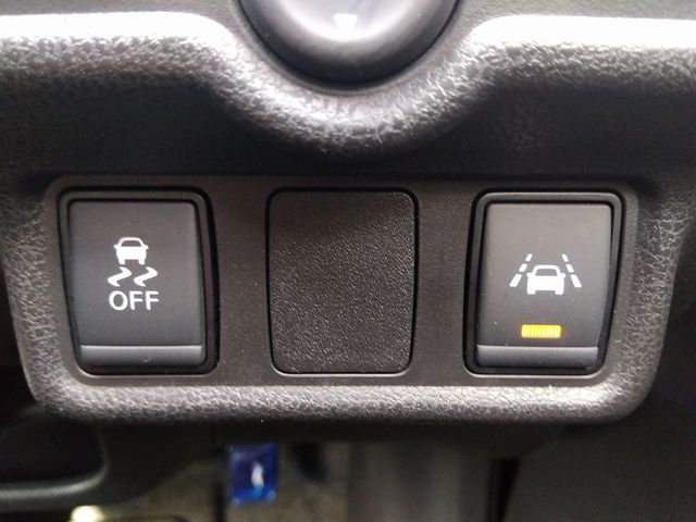 Nissan NOTE 2017-02 189209-11