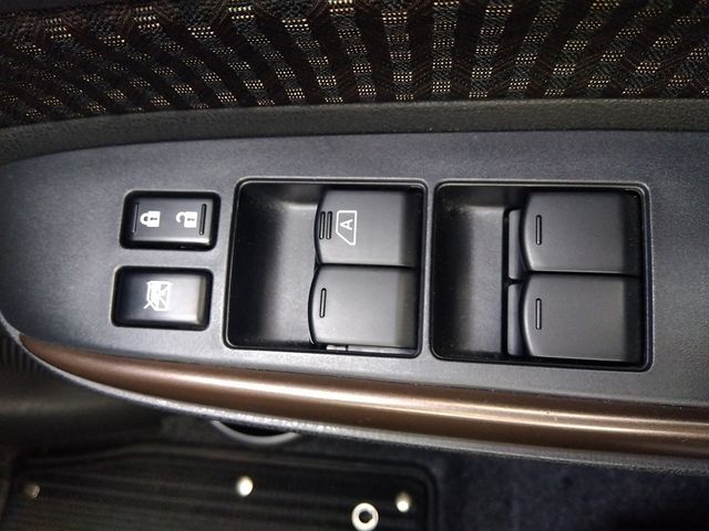 Nissan NOTE 2017-02 189209-25