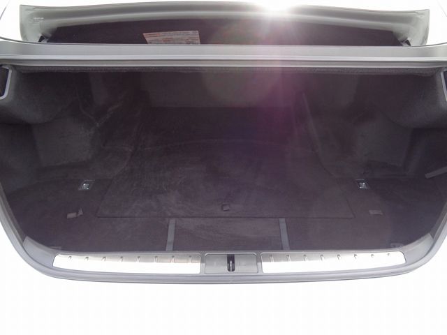 Lexus LS 2018-01 28975-7