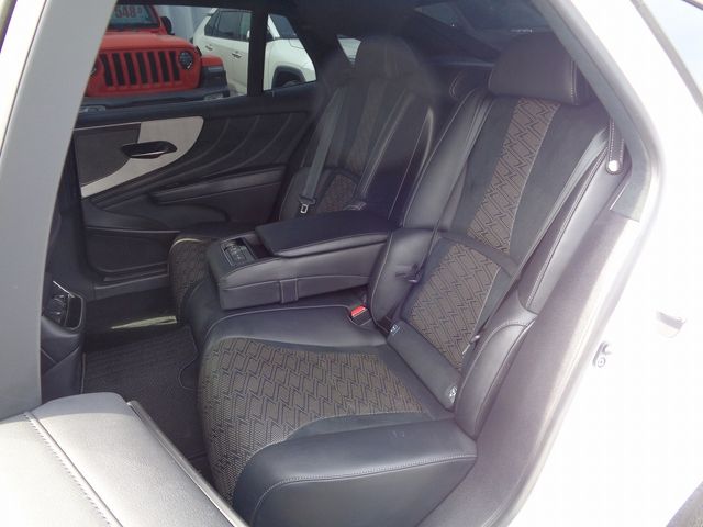 Lexus LS 2018-01 28975-6