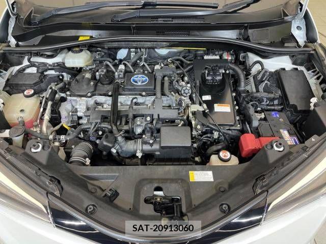 Toyota C-HR 2017-07 374875-18
