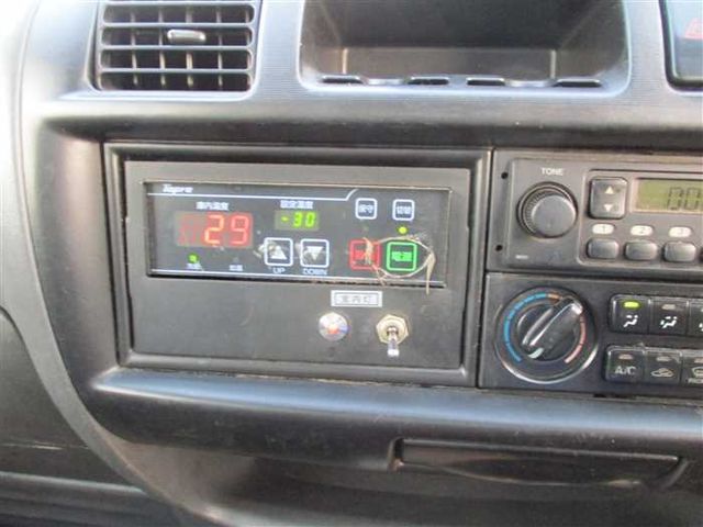 Mazda BONGO TRUCK 2005-03 1724-11