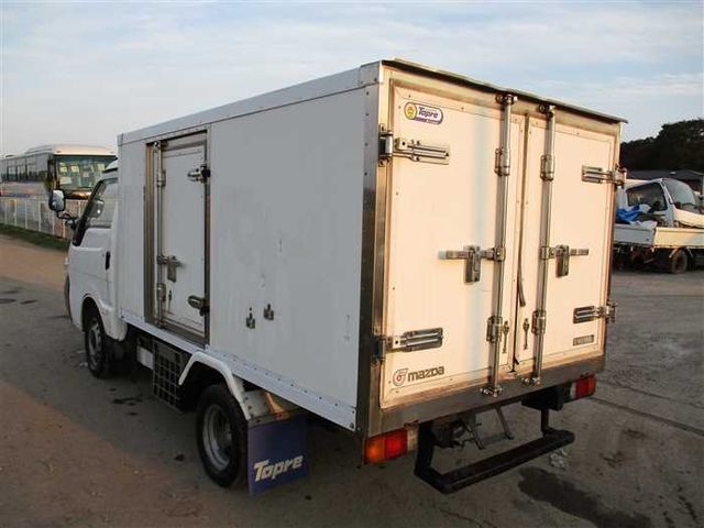 Mazda BONGO TRUCK 2005-03 1724-2