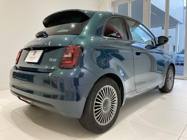 Fiat 500 2022-06 24749-1