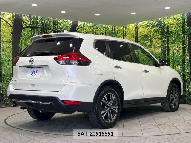 Nissan X-TRAIL 2019-05 330822-17