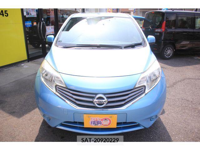 Nissan NOTE 2013-09 242696-9