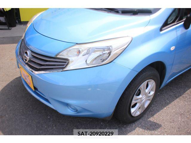 Nissan NOTE 2013-09 242696-7