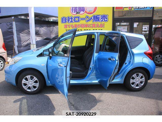 Nissan NOTE 2013-09 242696-16