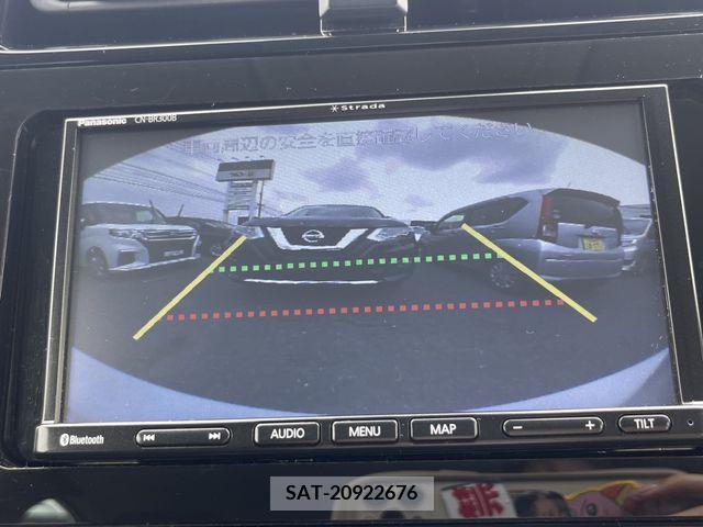 Toyota PRIUS 2019-06 329975-9