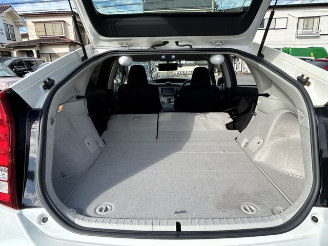 Toyota PRIUS 2014-01 195492-14