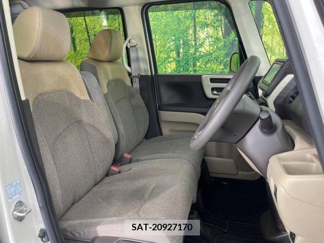 Honda N BOX 2019-05 307042-8
