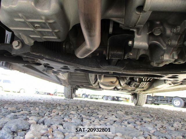 Suzuki WAGON R 2019-04 235012-9