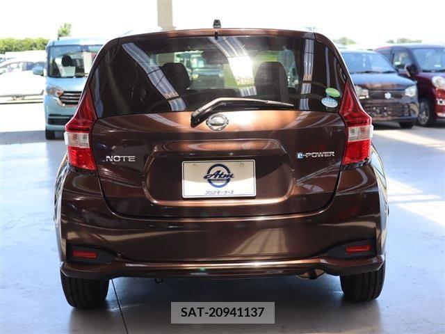 Nissan NOTE 2017-03 341677-4