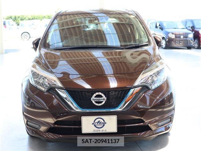 Nissan NOTE 2017-03 341677-1