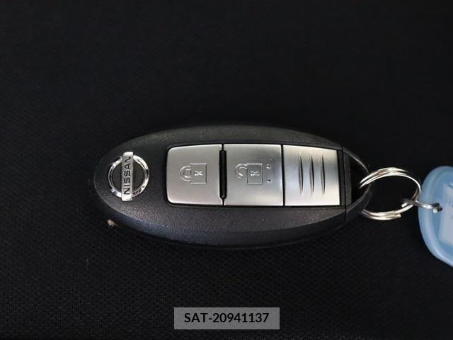 Nissan NOTE 2017-03 341677-20