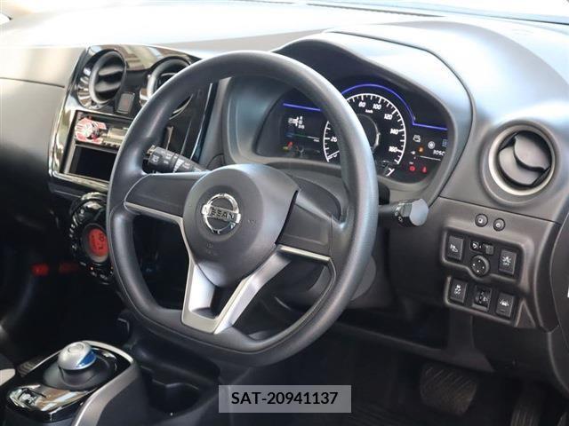 Nissan NOTE 2017-03 341677-10
