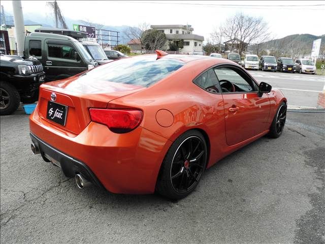 Toyota 86 2012-06 1357-1