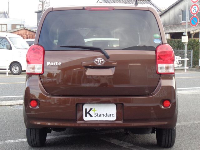 Toyota PORTE 2016-05 189169-6
