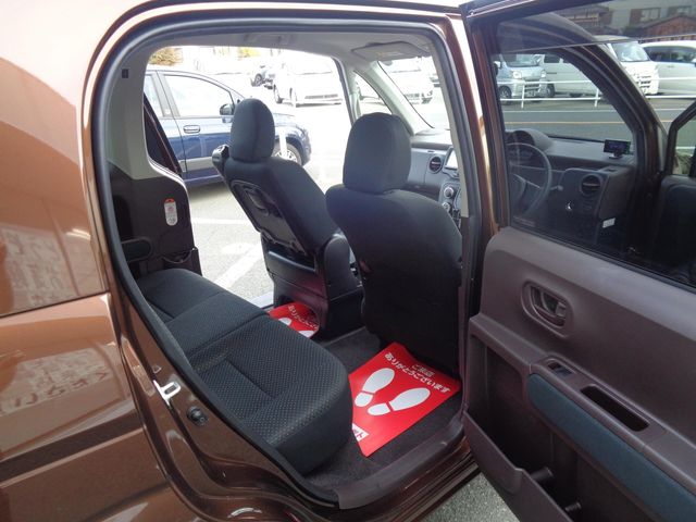 Toyota PORTE 2016-05 189169-8