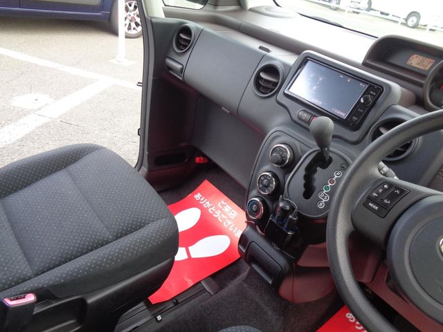 Toyota PORTE 2016-05 189169-1
