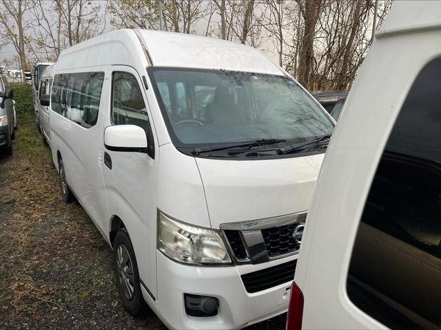 Nissan NV350 Caravan 2013-08 185971-3