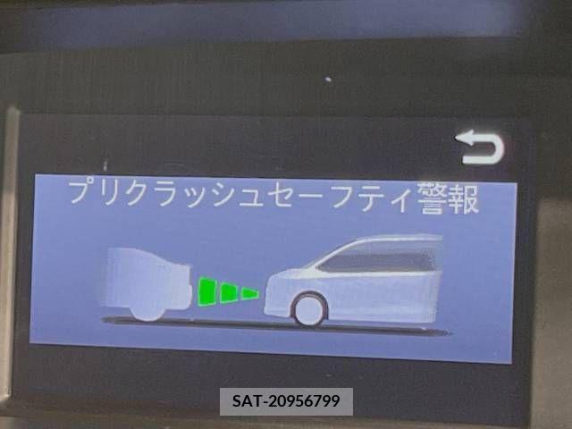 Toyota VOXY 2017-07 228417-5