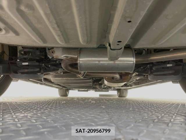 Toyota VOXY 2017-07 228417-19
