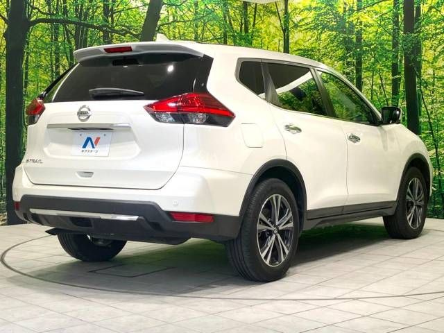 Nissan X-TRAIL 2018-08 11348-17