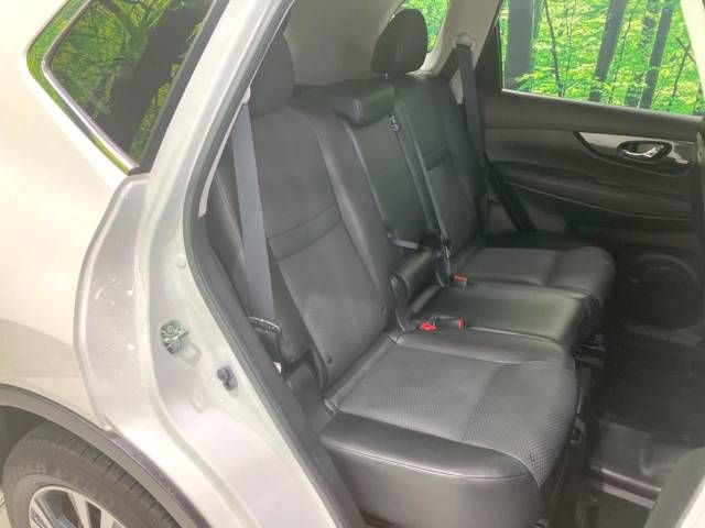 Nissan X-TRAIL 2018-08 11348-9