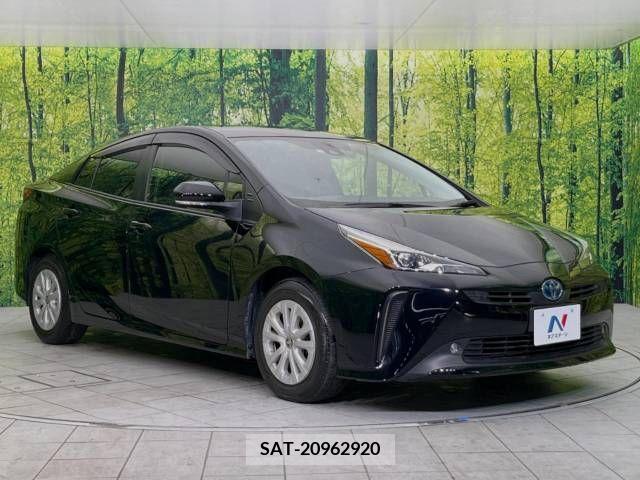 Toyota PRIUS 2021-04 372928-16