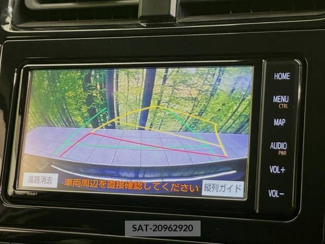 Toyota PRIUS 2021-04 372928-3