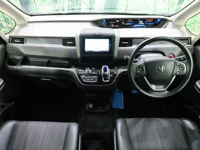 Honda FREED HYBRID 2017-07 193727-1