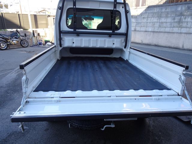Suzuki CARRY TRUCK 2018-05 29035-11