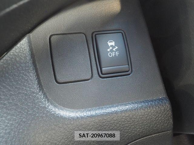 Nissan SERENA 2014-06 371757-8