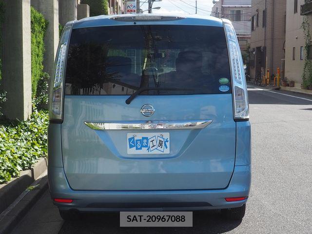 Nissan SERENA 2014-06 371757-21