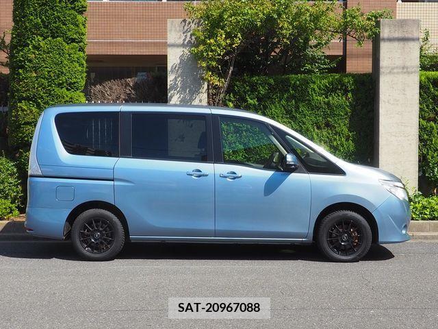 Nissan SERENA 2014-06 371757-18