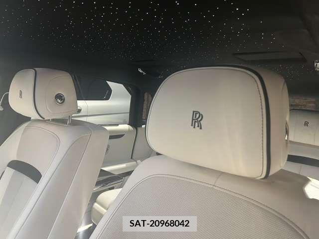 ROLLS-ROYCE GHOST 2023-02 211063-6