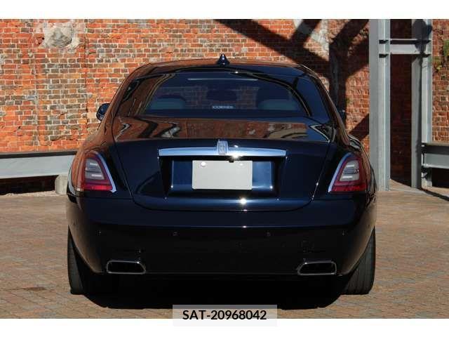 ROLLS-ROYCE GHOST 2023-02 211063-5