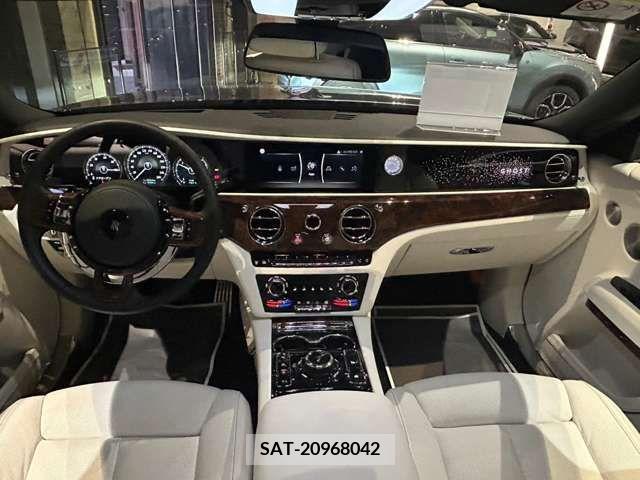 ROLLS-ROYCE GHOST 2023-02 211063-11