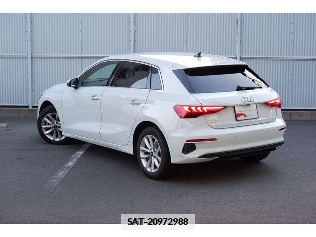 Audi A3 2021-06 318080-2