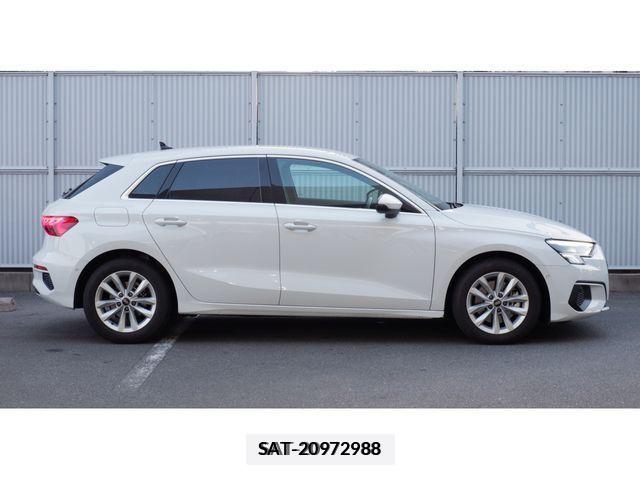 Audi A3 2021-06 318080-4