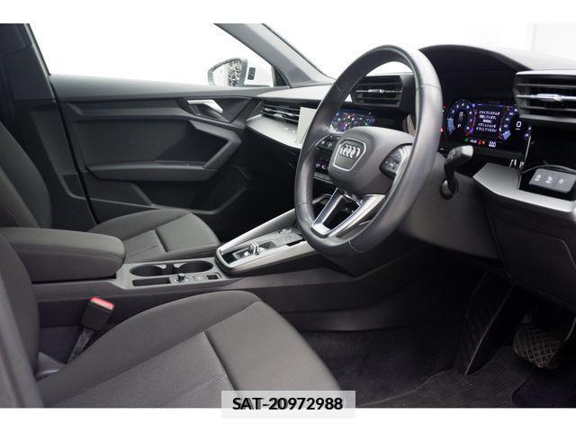 Audi A3 2021-06 318080-12
