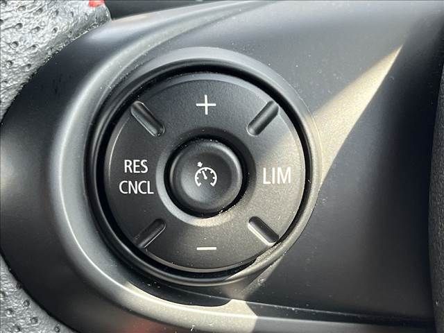 Bmw MINI 2016-04 6893-6