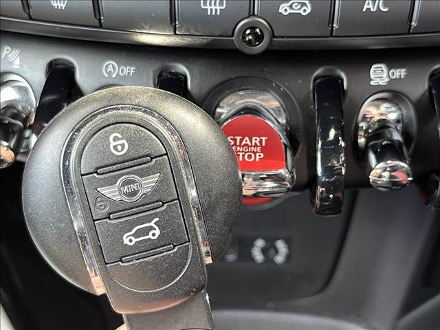 Bmw MINI 2016-04 6893-8